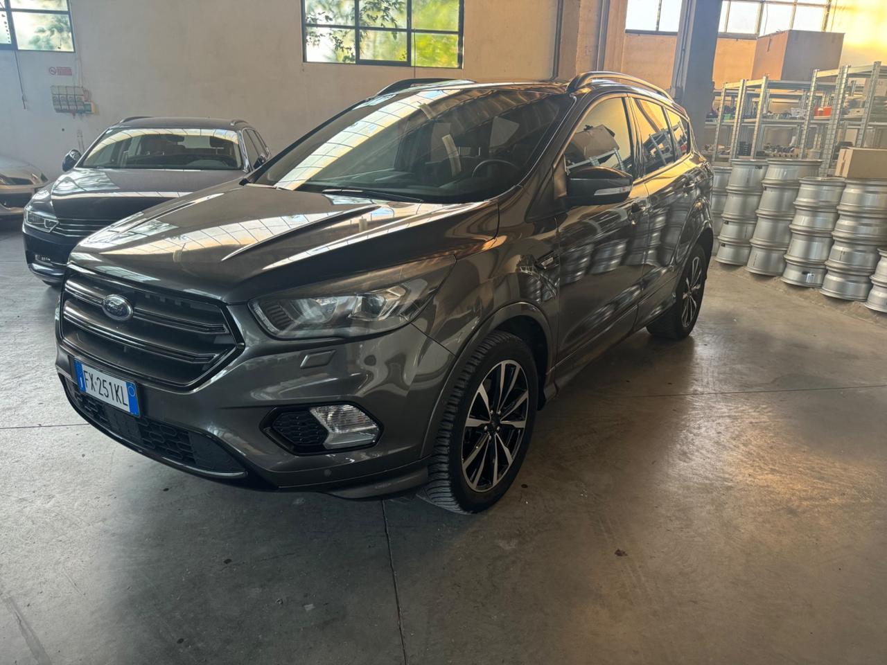 Ford Kuga 2.0 TDCI 150 CV S&S 4WD Powershift ST-Line