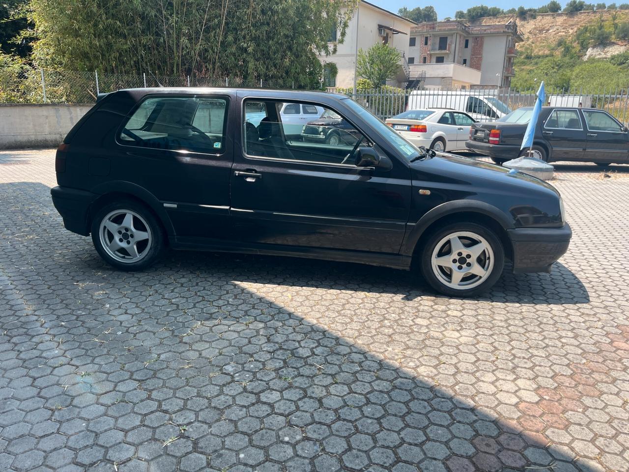 Volkswagen Golf 2.0 cat 3 porte GTI