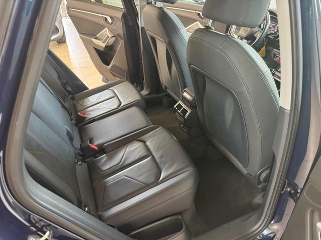 AUDI Q3 35 TDI S tronic Business