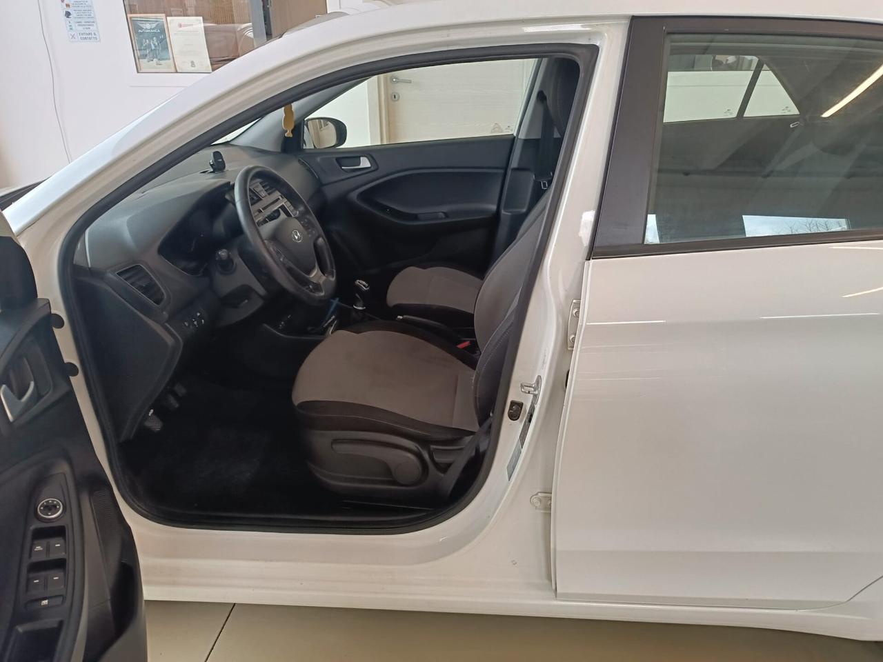 Hyundai i20 1.1 CRDi 12V 5 porte Comfort