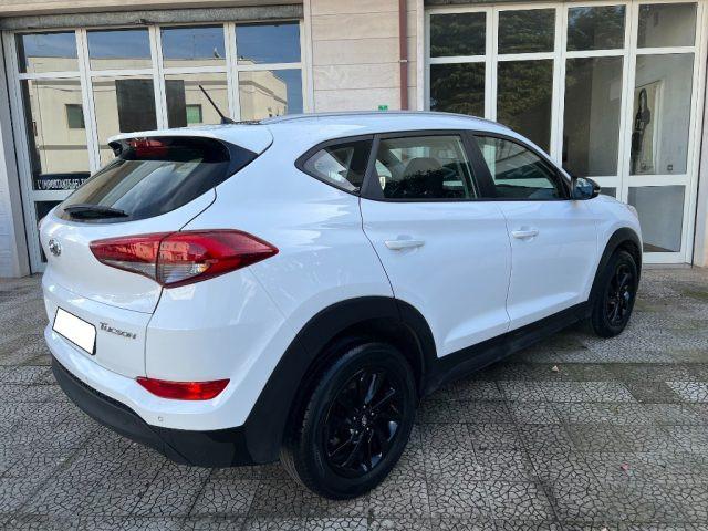 HYUNDAI Tucson 1.7 CRDi Tetto Nero