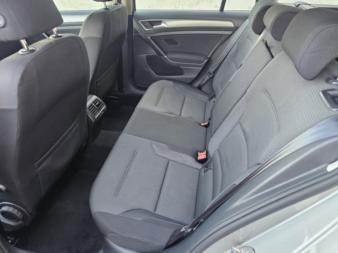 Volkswagen Golf Variant 1.4 TGI Executive BlueMotion