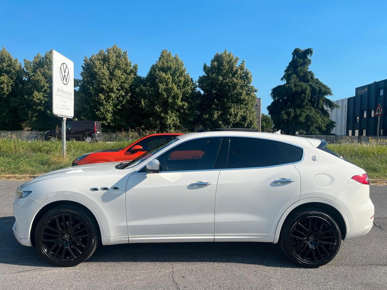 Maserati Levante V6 Diesel 275 CV AWD