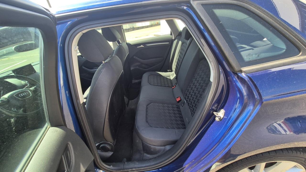 AUDI A3 3ª serie A3 SPB 1.6 TDI Ambition