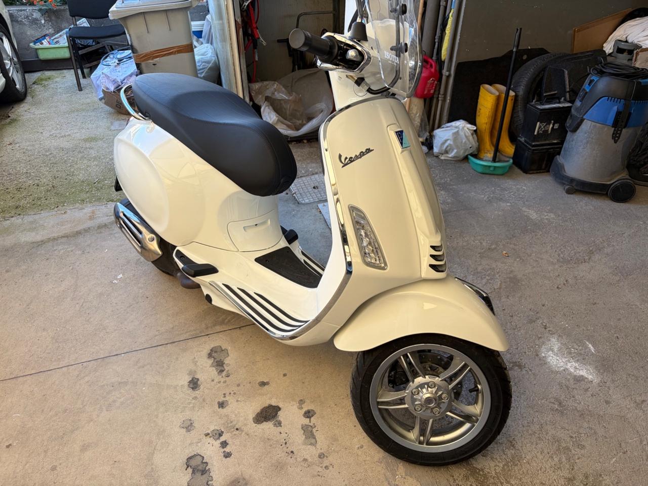 Piaggio Vespa 50 Primavera