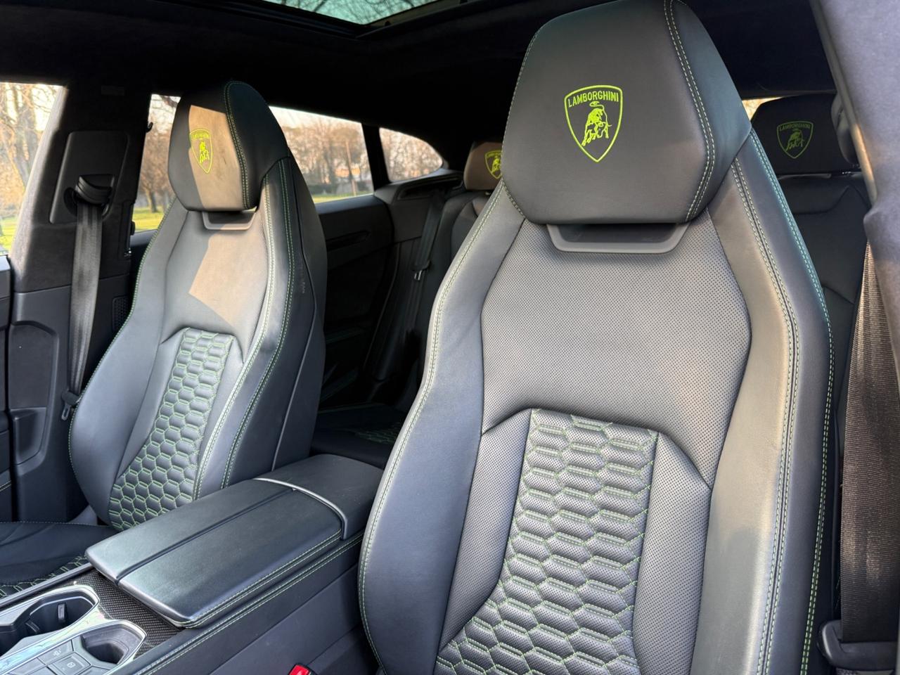 Lamborghini Urus 4.0 - prezzo top italia con iva e garanzia