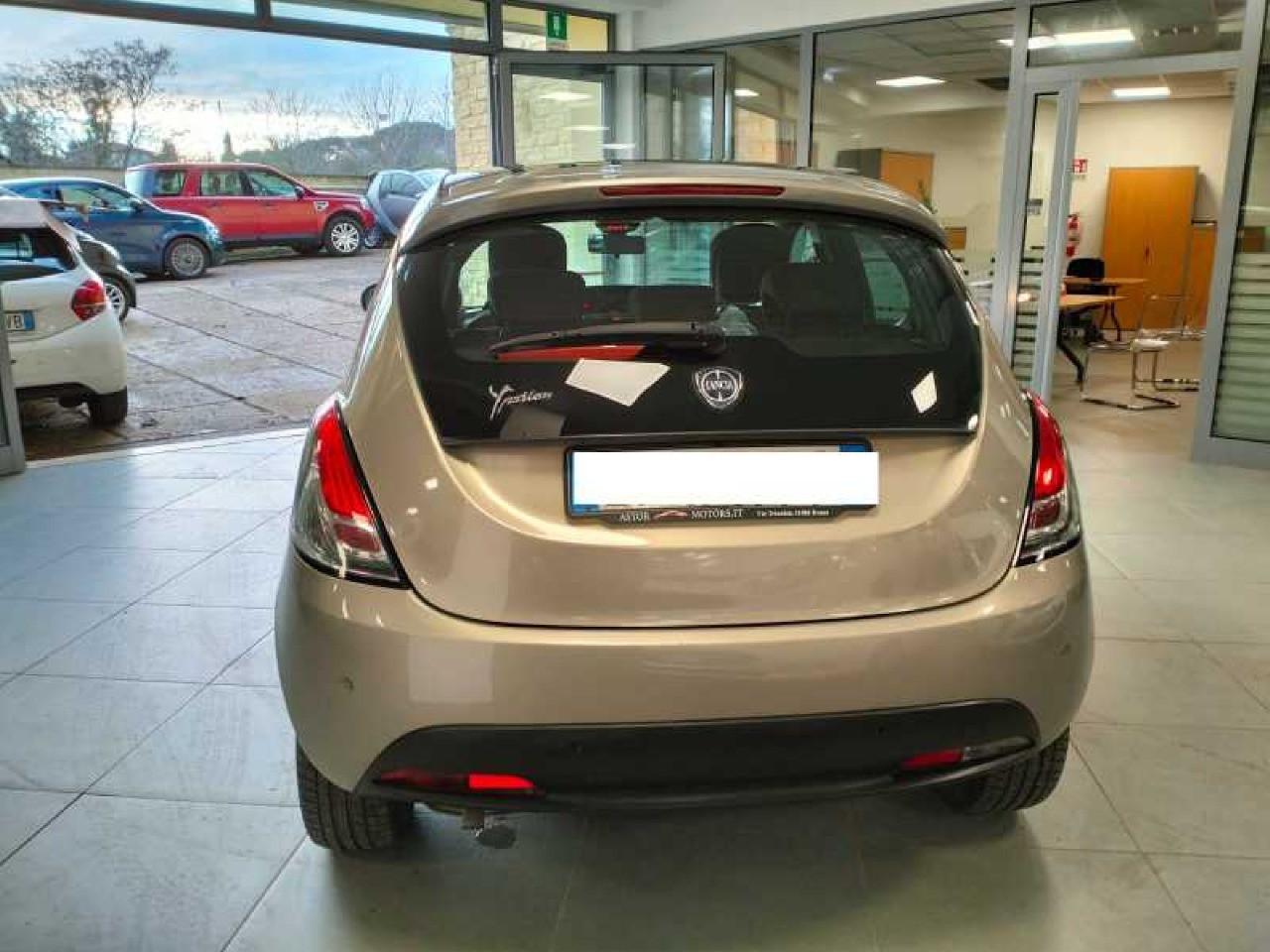 Lancia Ypsilon 5 Porte Ypsilon 1.2 8v ecochic Gpl 69cv