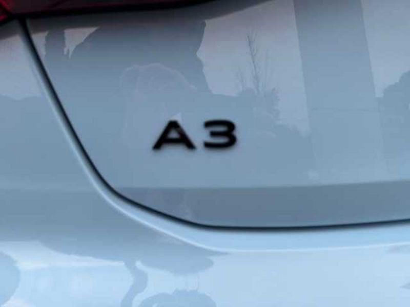 Audi A3 IV 2024 Sportback 35 2.0 tdi S line edition s-tronic