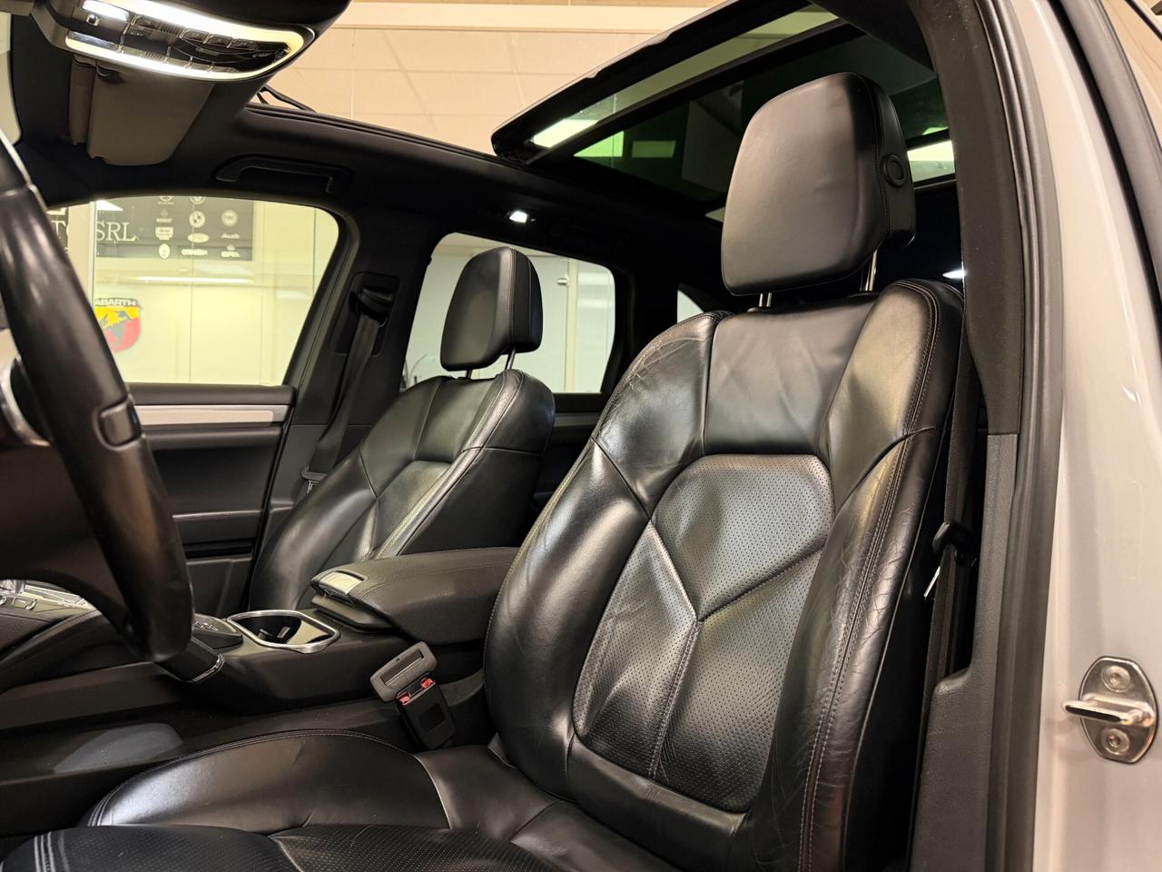 Porsche Cayenne 3.0 245 Cv Diesel FULL OPTIONAL