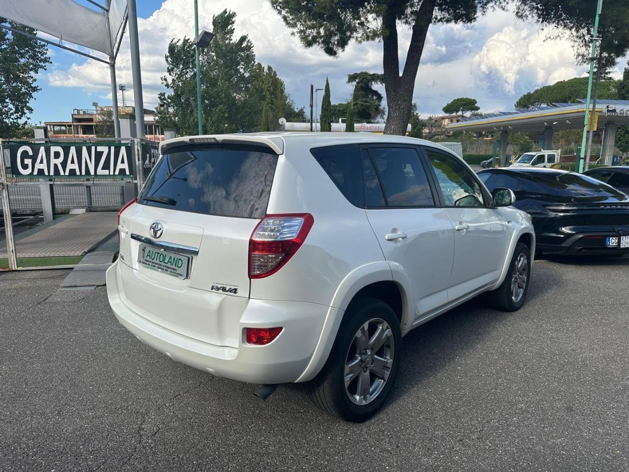 TOYOTA RAV 4 RAV4 Crossover 2.2 D-Cat A/T 150 CV Executive