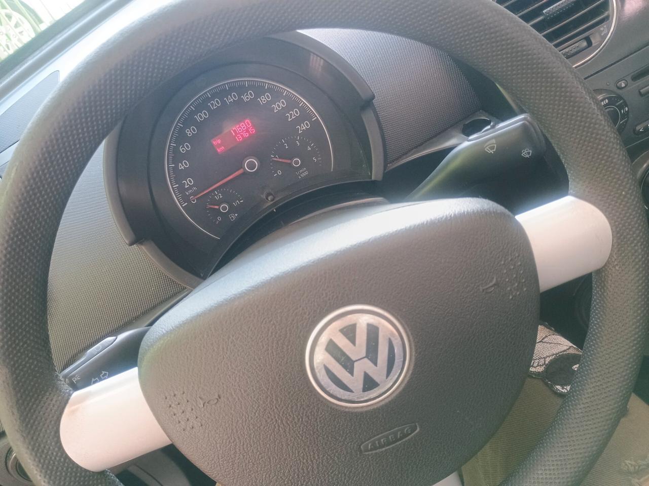 VOLKSWAGEN NEW BEATTLE CABRIO