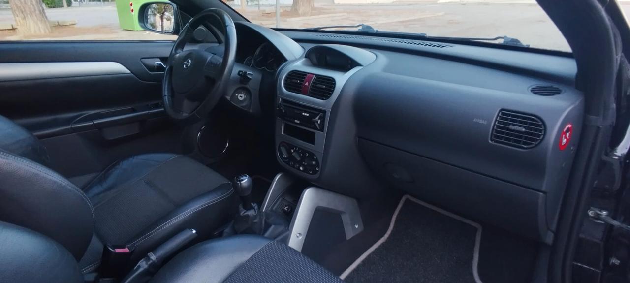 Opel Tigra TwinTop 1.4 16V Sport
