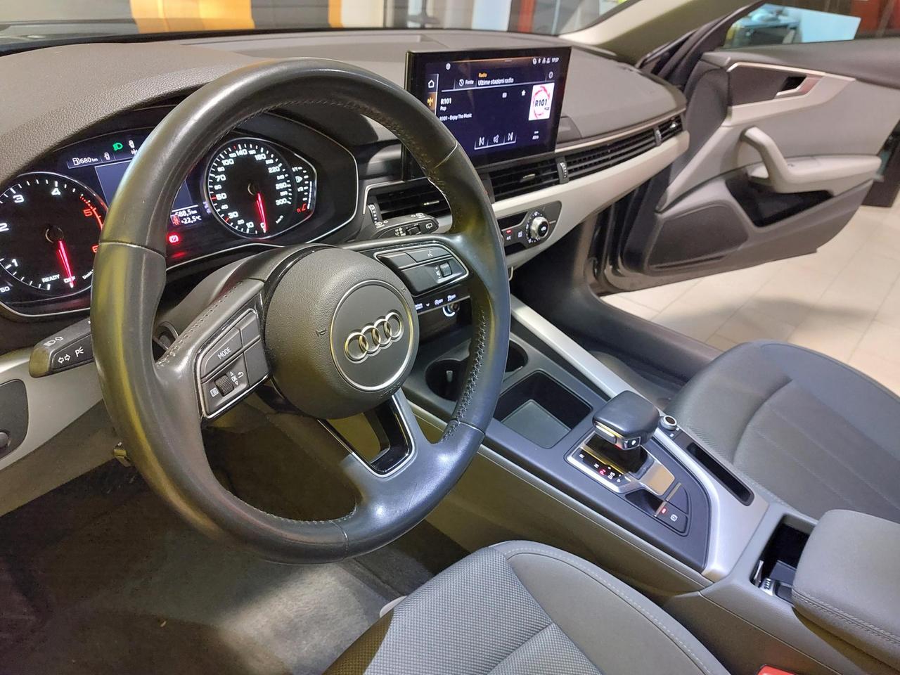 Audi A4 Avant 35 2.0 tdi mhev Business 163cv s-tronic