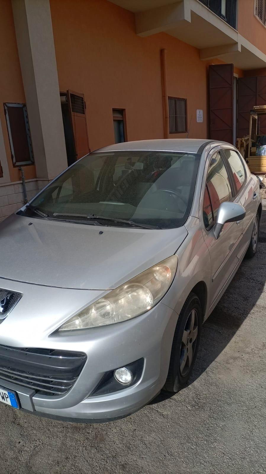 Peugeot 207 1.4 HDi 70CV 5p. X Line PROBLEMI MOTORE