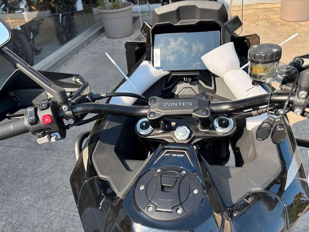 Zontes ZT 703 F My 26 Nuovo pronta consegna Tuo a solo 79 Euro al mese