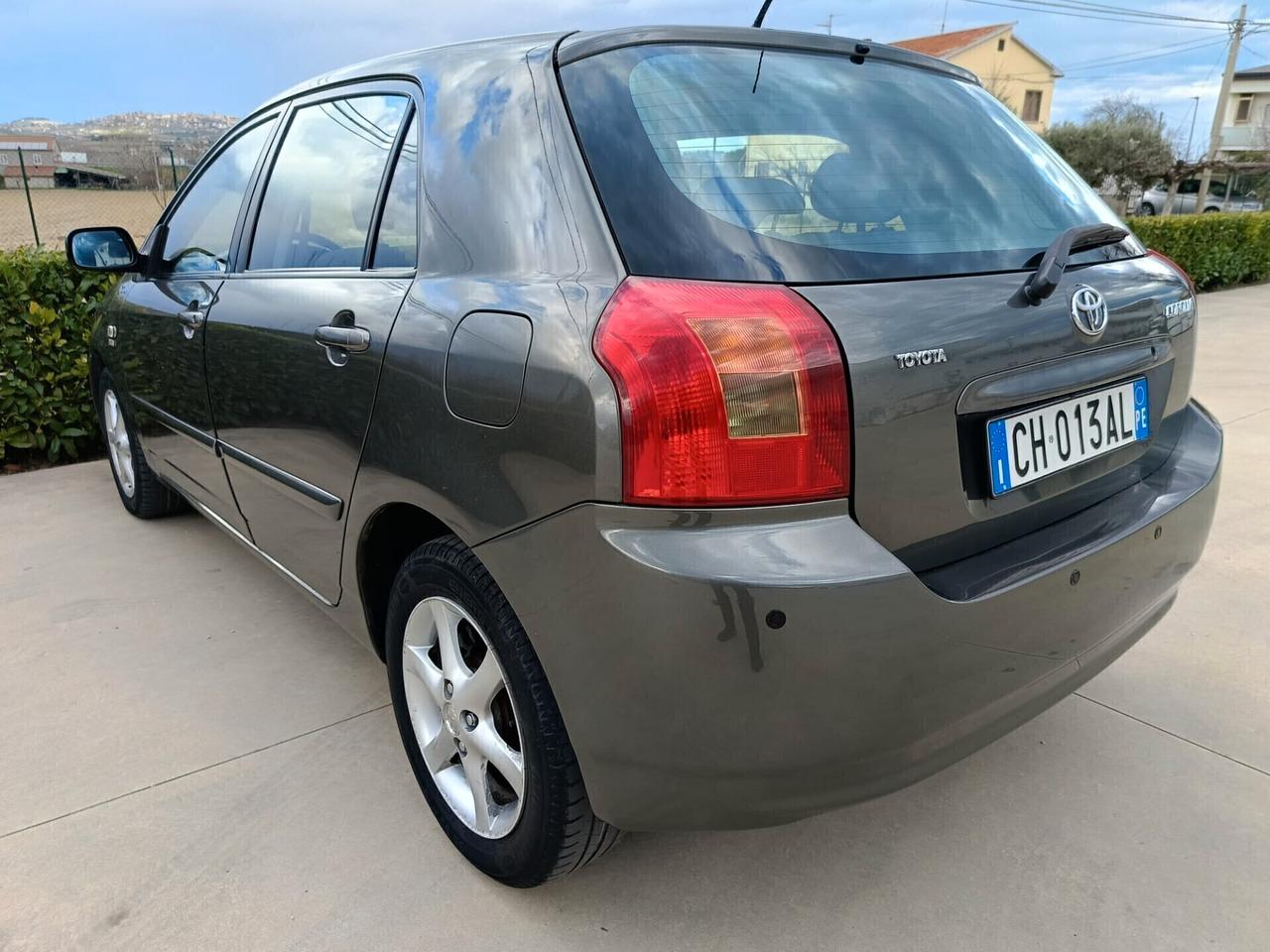 Toyota Corolla 1.6 16V 5 porte