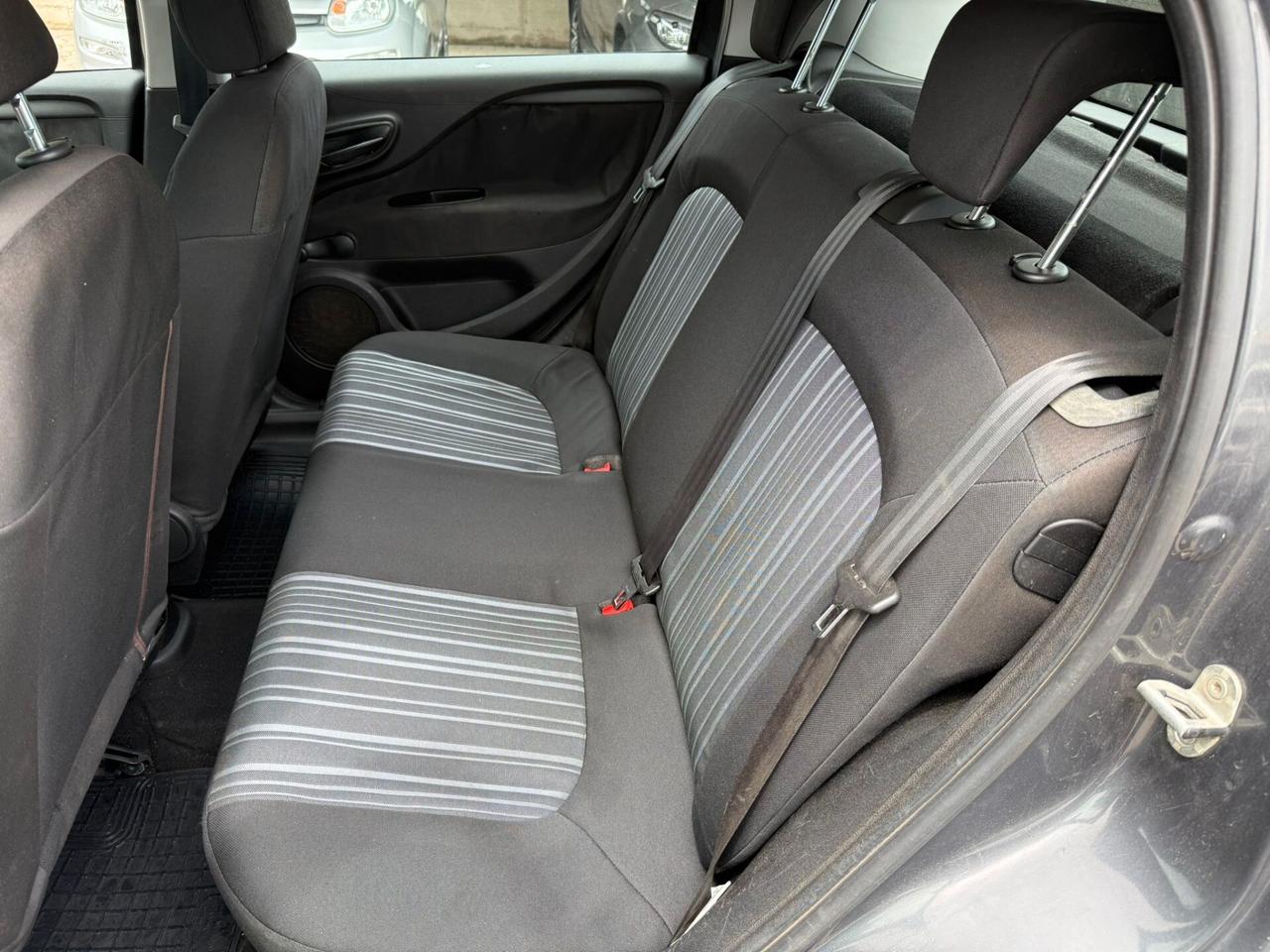 Fiat Punto Evo 1.4 5 porte S&S Dualogic Dynamic