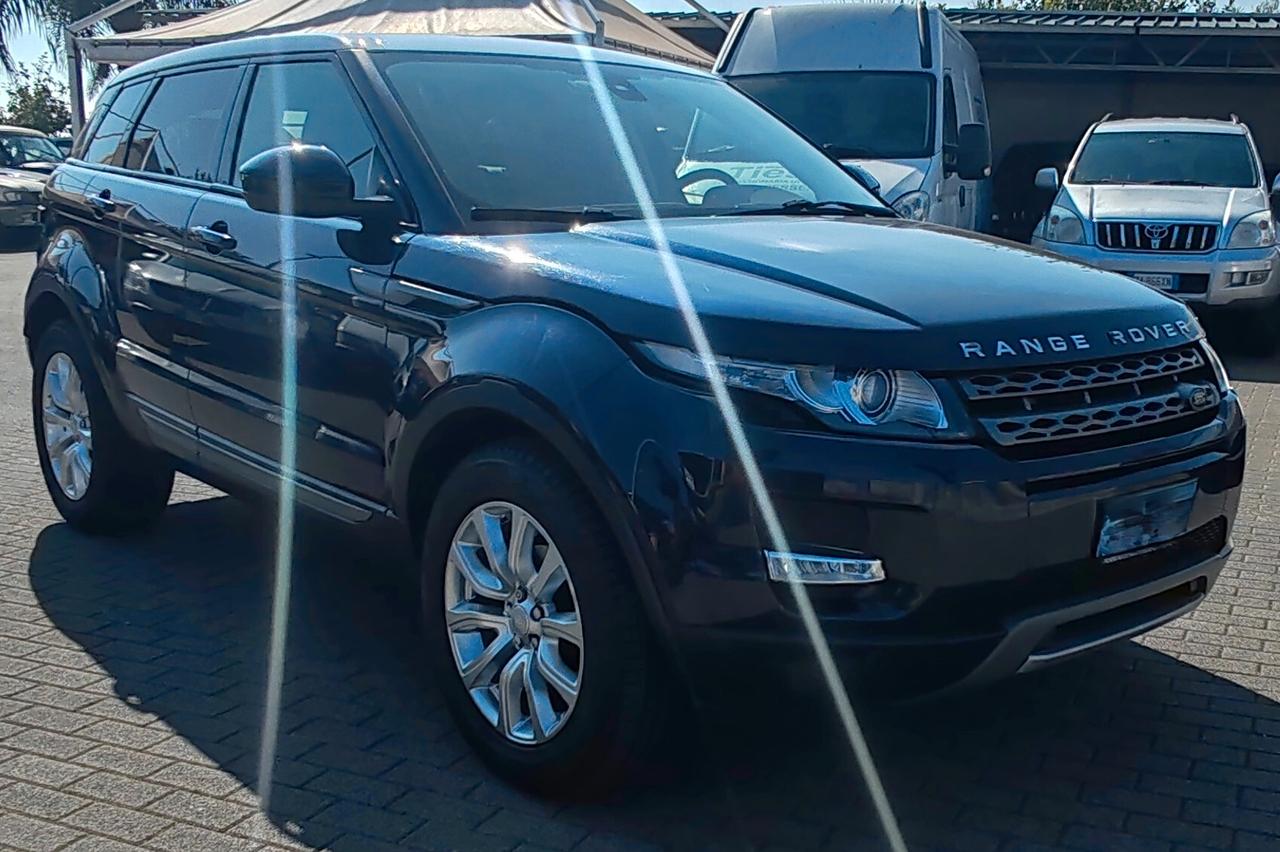Land Rover Range Evoque 2.2 TD4 5p. Pure
