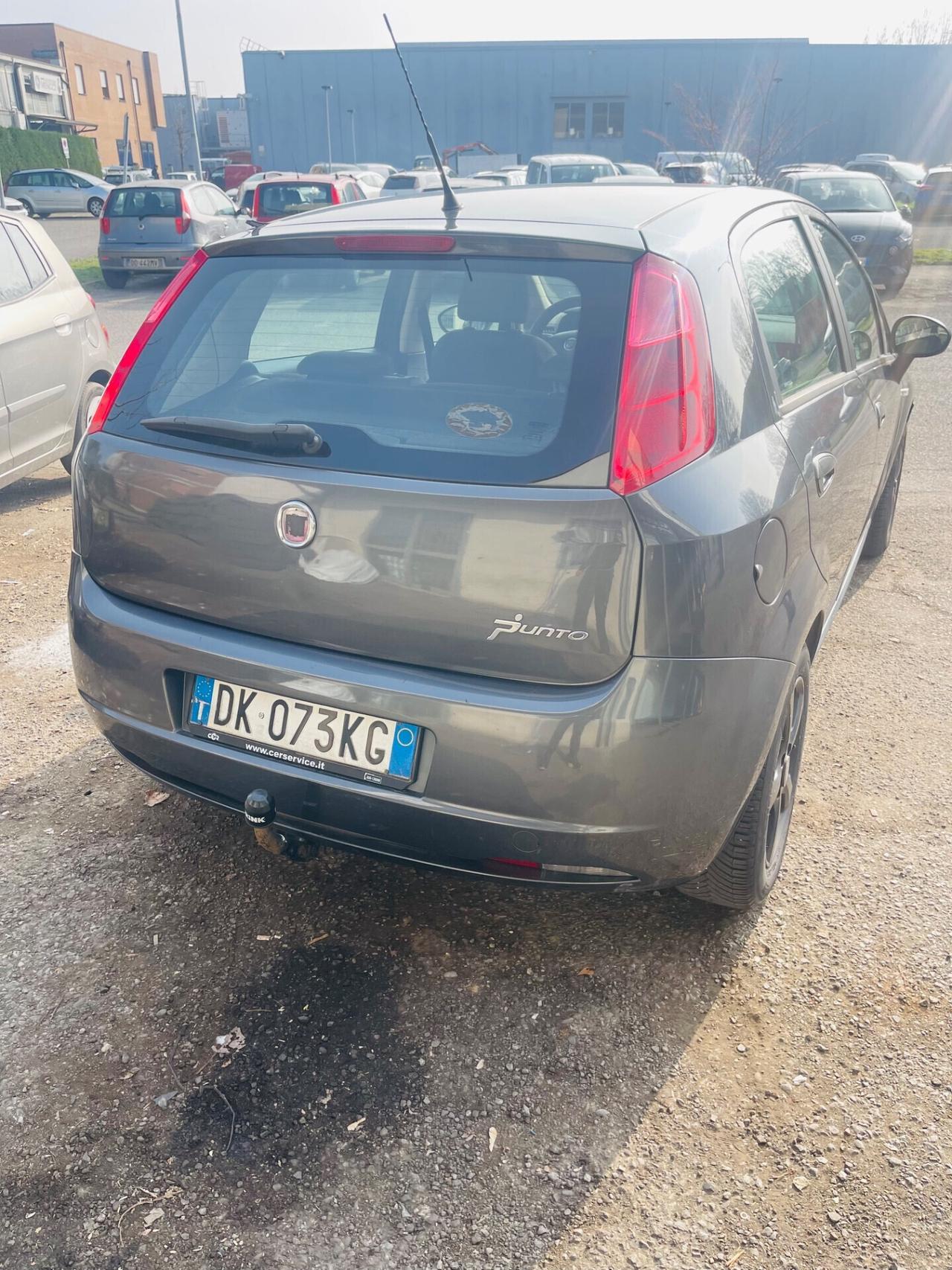 Fiat Grande Punto 1.3 MJT 90 CV 5 porte con gancio traino