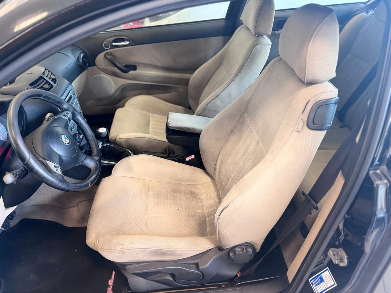 Alfa Romeo 147 1.9 JTD M-JET 16V 3 porte Exclusive