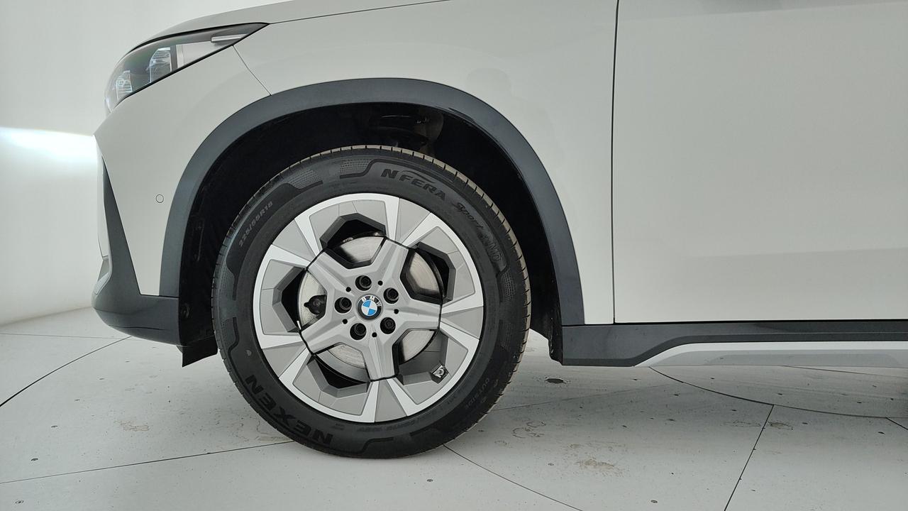 BMW X1 U11 - X1 sdrive18d X-Line auto