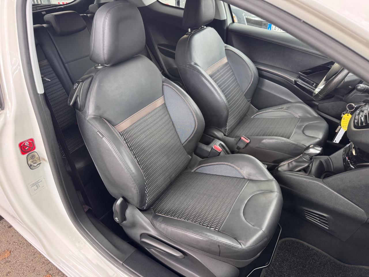 Peugeot 208 1.2 5P NEOPATEN GARANZIA 12 MESI