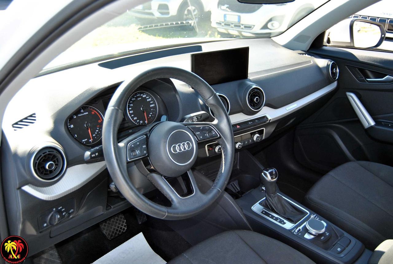 Audi Q2 35 TDI S tronic Business
