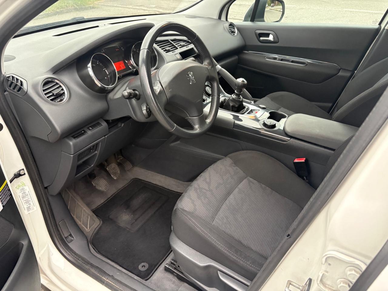 Peugeot 3008 1.6 HDi 112CV Tecno
