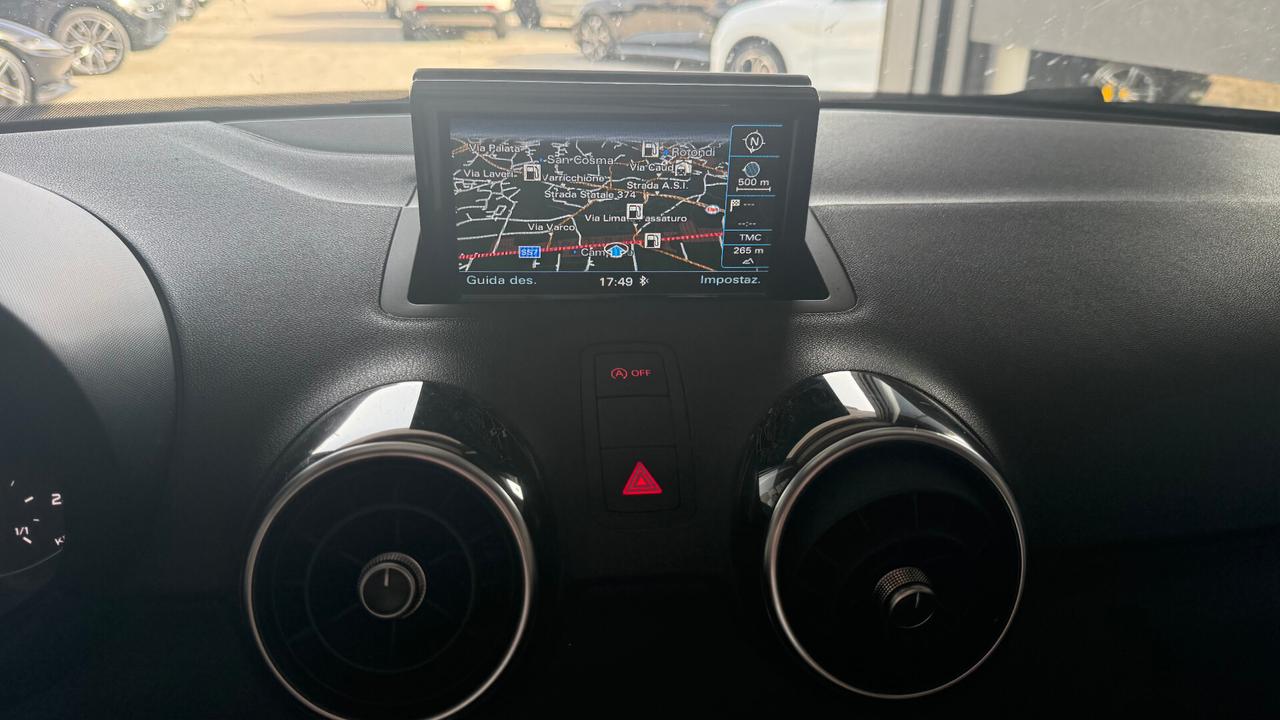 AUDI A1 1.4 TDI S TRONIC TETTO APRIBILE