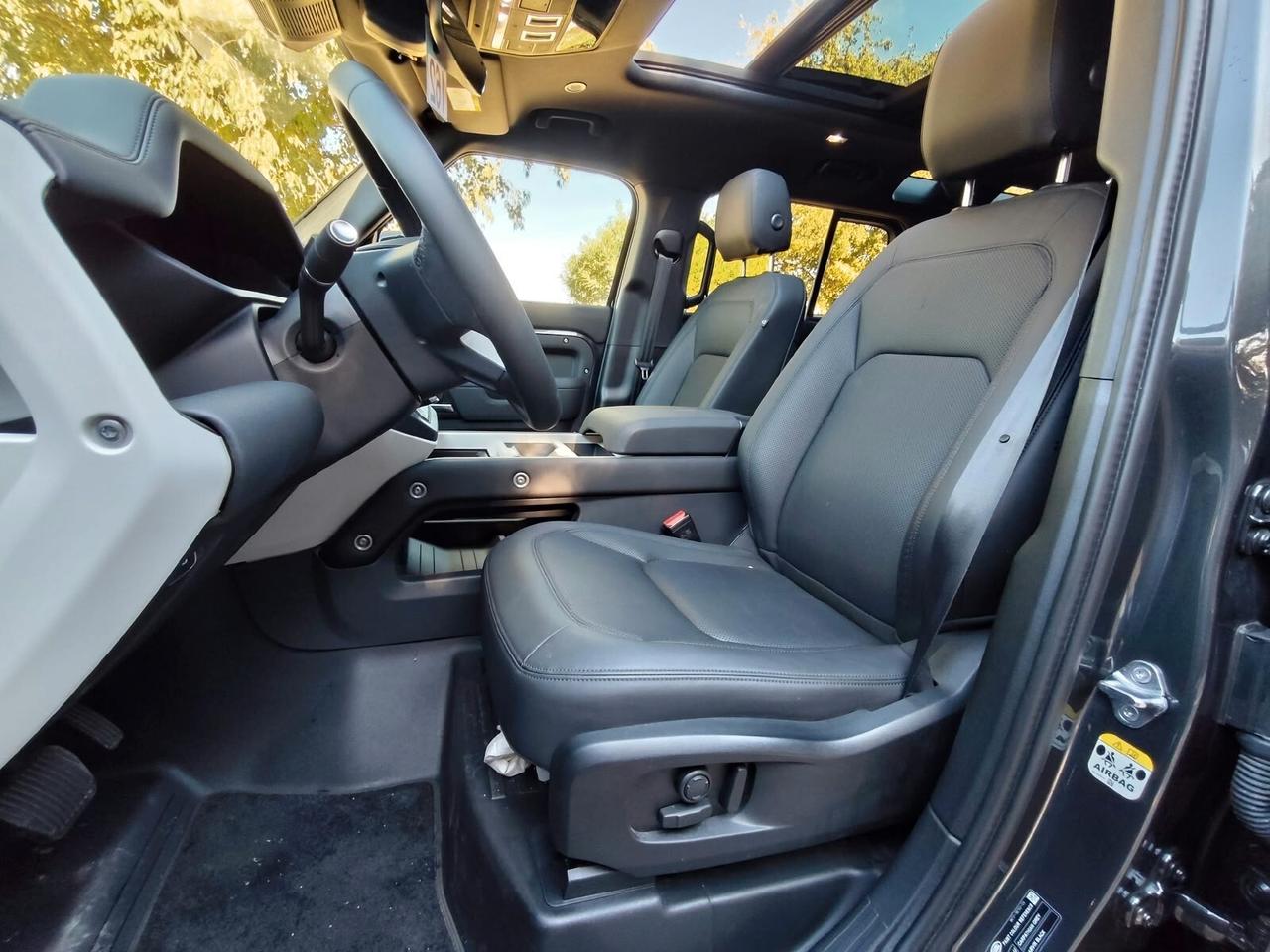 Land Rover Defender 110 3.0D I6 200 CV AWD Auto X-Dynamic SE