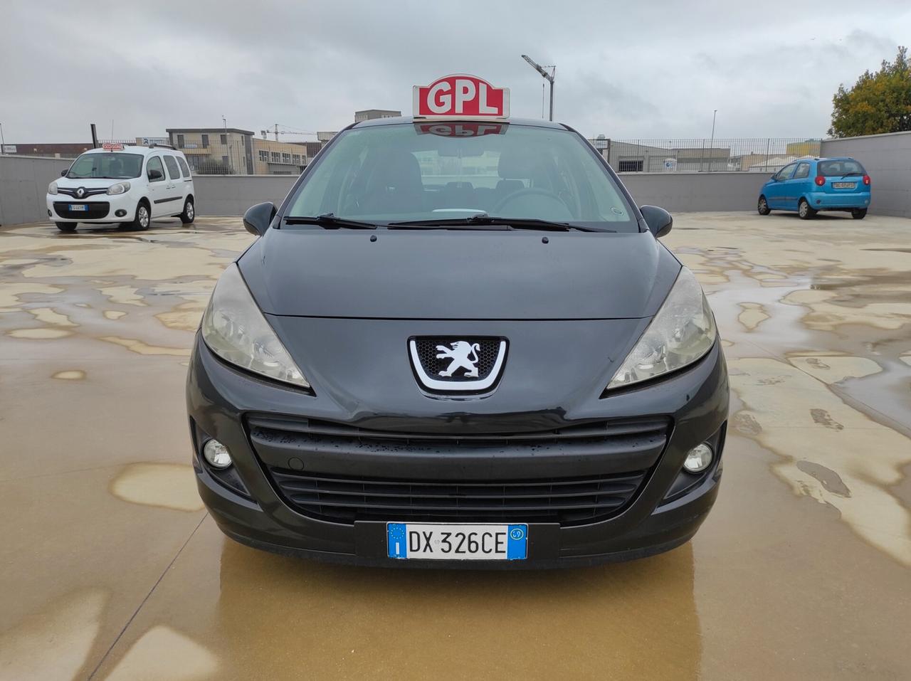 Peugeot 207 1.4 Benz/GPL - 75cv NEOPATENTATI