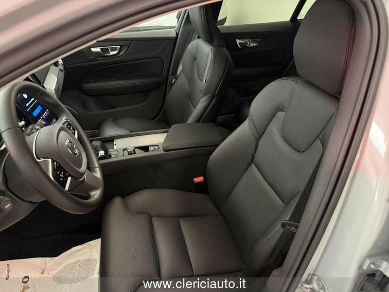 Volvo V60 B3 automatico Plus Dark