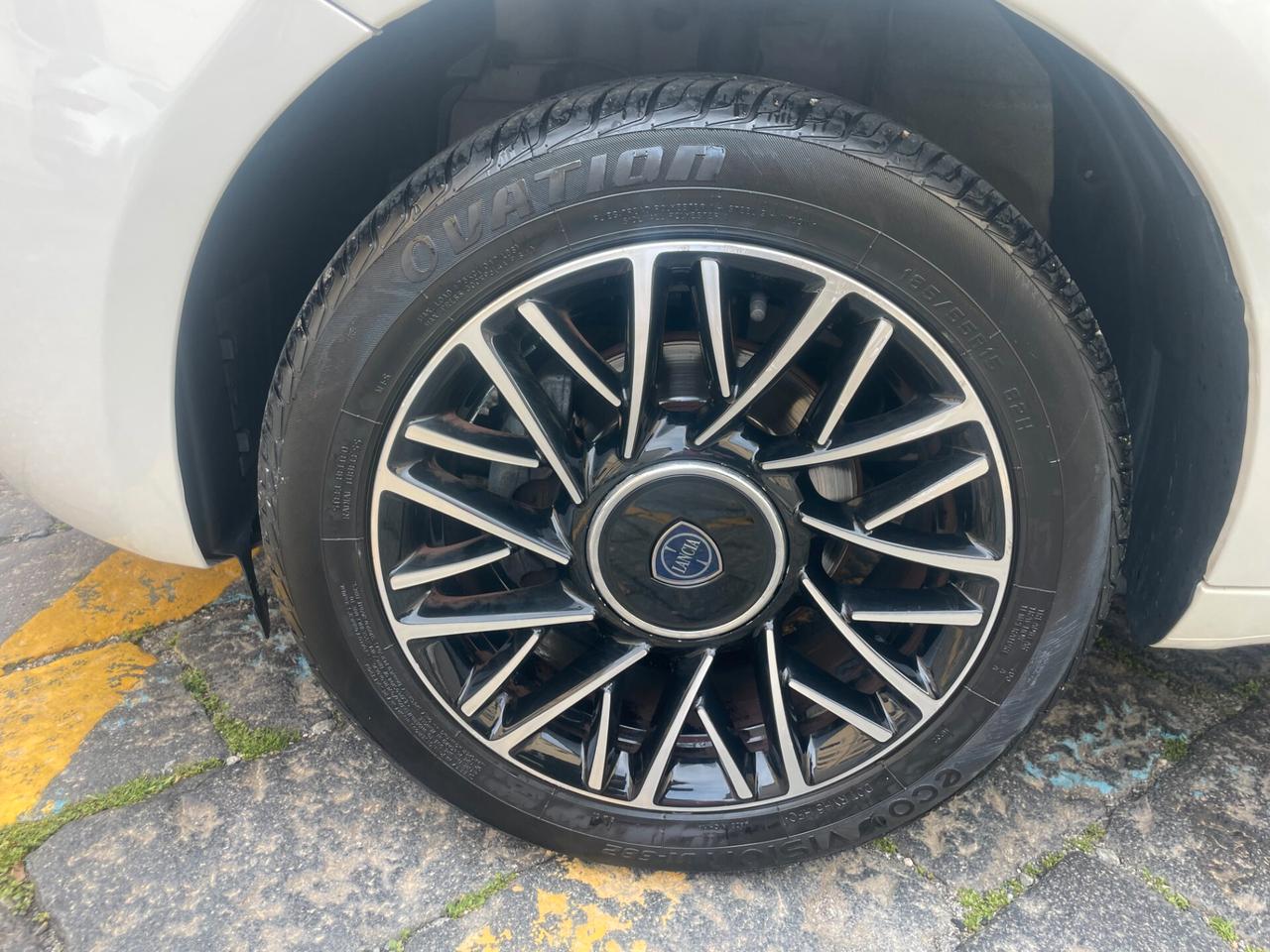 Lancia Ypsilon 1.2 69 CV 5 porte GPL Ecochic Unyca