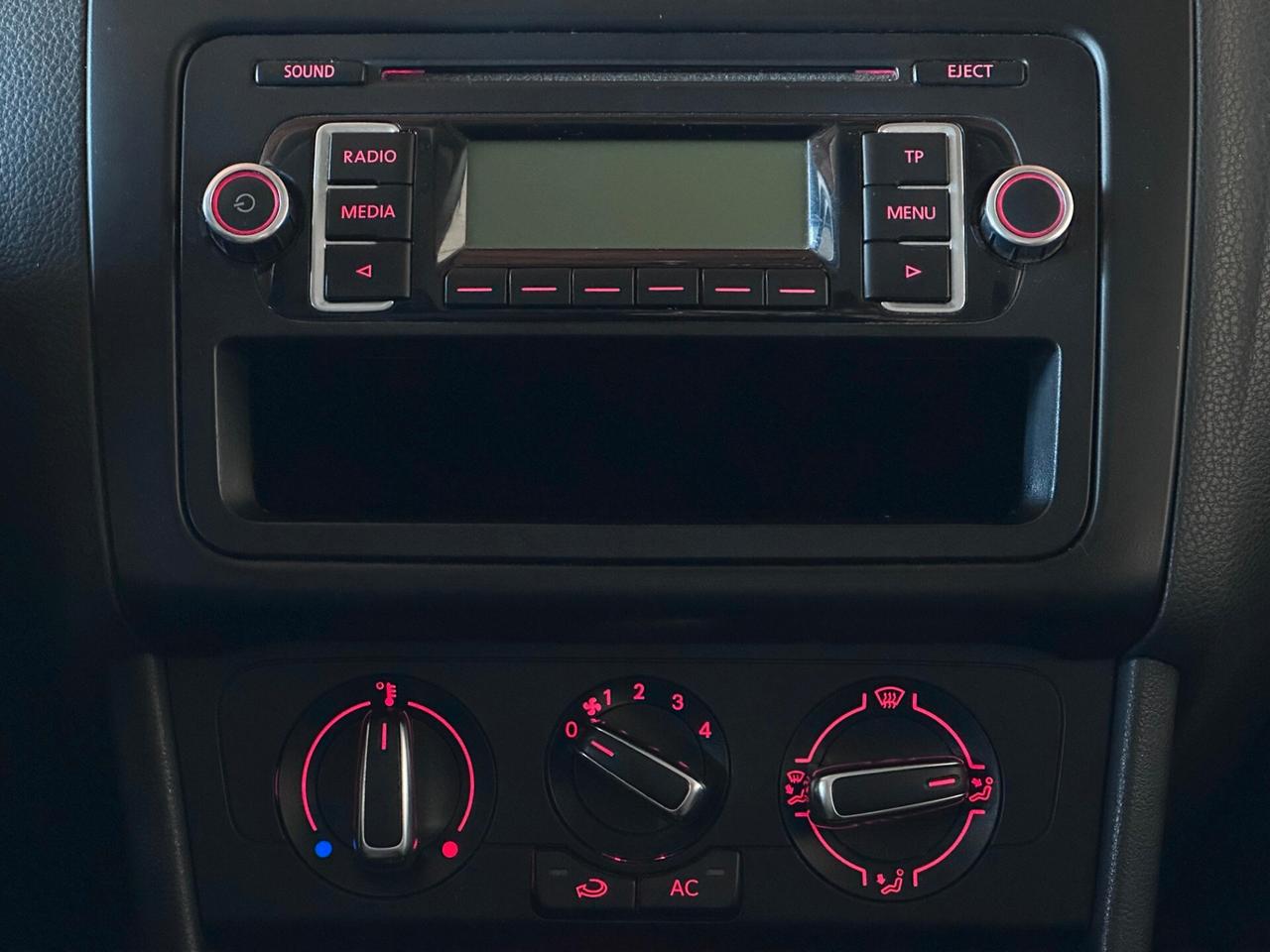 VOLKSWAGEN POLO 1.2 TDI DPF 5 p. COMFORTLINE 2011 OK NEOPATENTATI