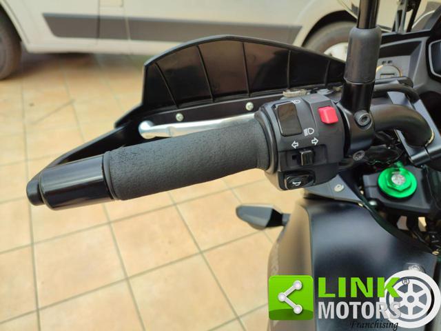 KAWASAKI Versys 650 tourer