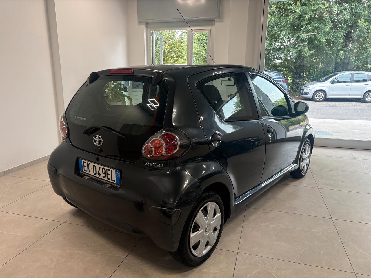 Toyota Aygo 1.0 12V VVT-i 5 porte Deep Ocean Connect
