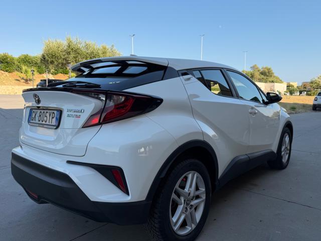 TOYOTA C-HR 1.8 HYBRID E-CVT+NAVI+RCAM+SED.RISCALD.LED