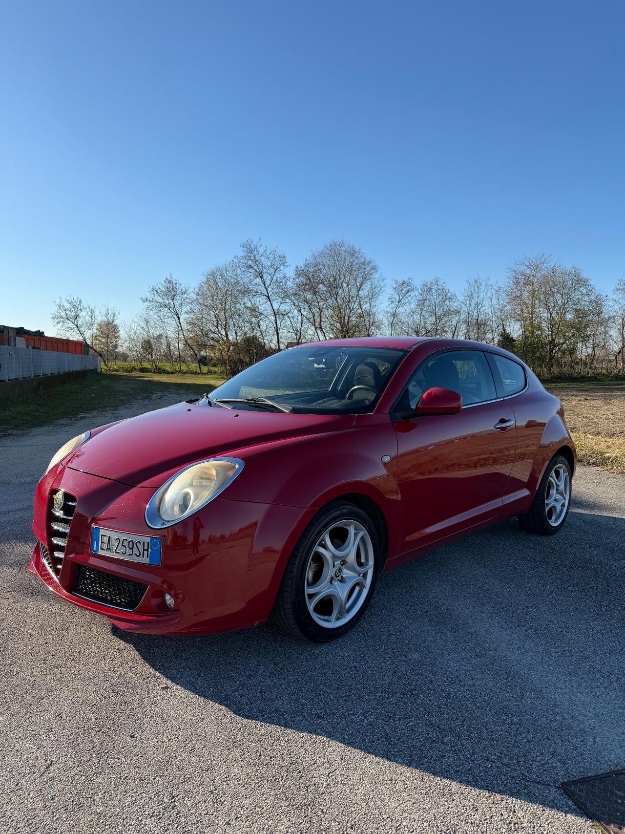 Alfa Romeo MiTo 1.6 JTDm 16V Distinctive Sport Pack