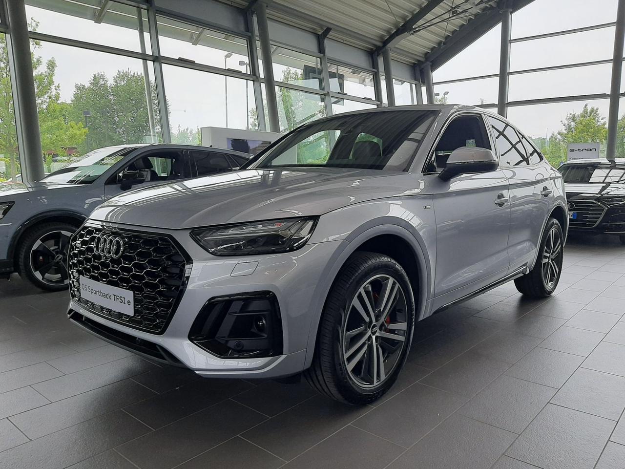 Sportback 55 Tfsi e S Line Plus Quattro S Tronic