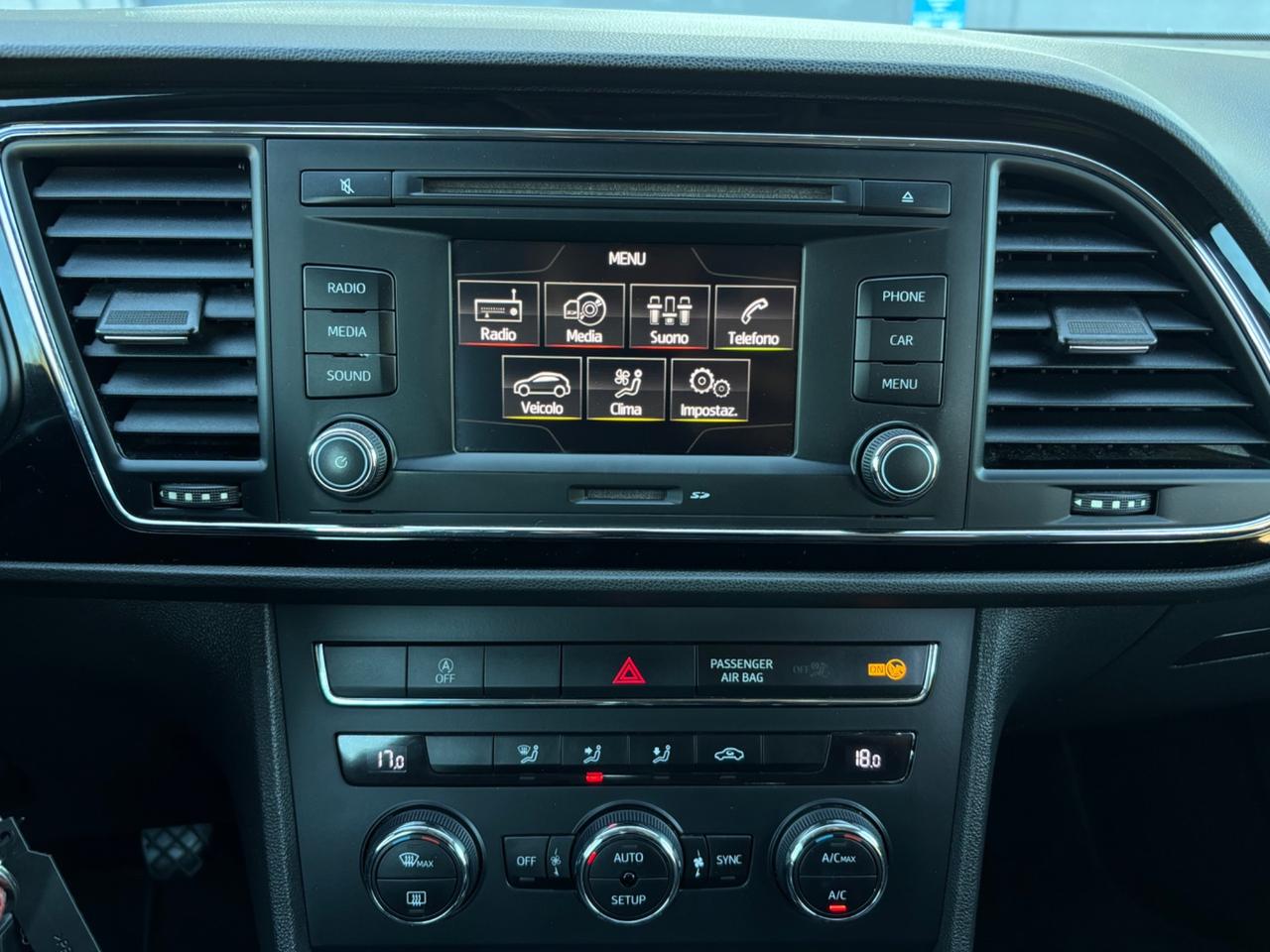 Seat Leon 1.6 TDI. Neopatentati. Garanzia 12mesi
