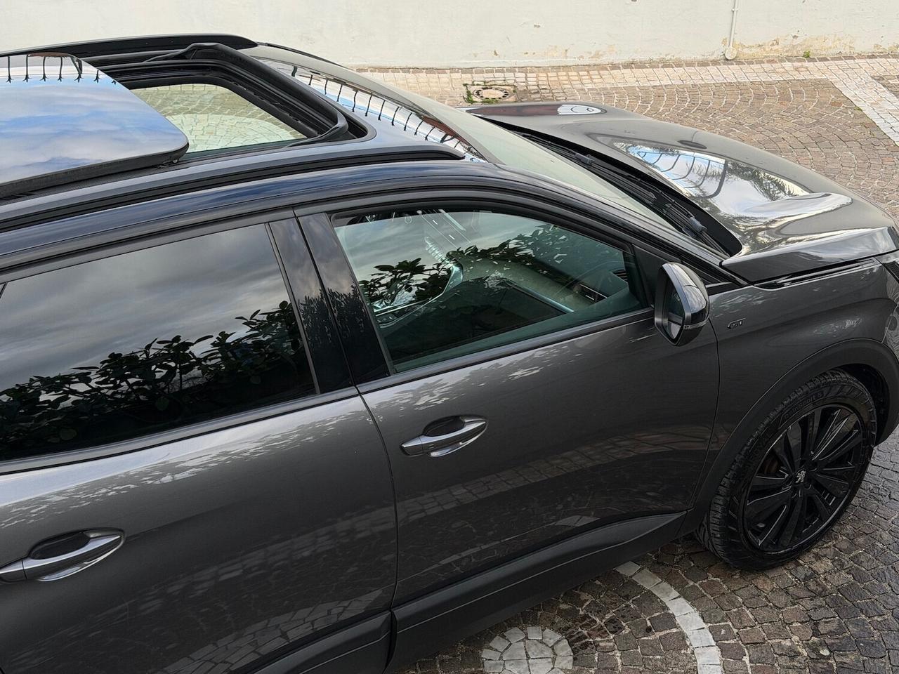 Peugeot 3008 BlueHDi 130 S&S EAT8 GT + tetto