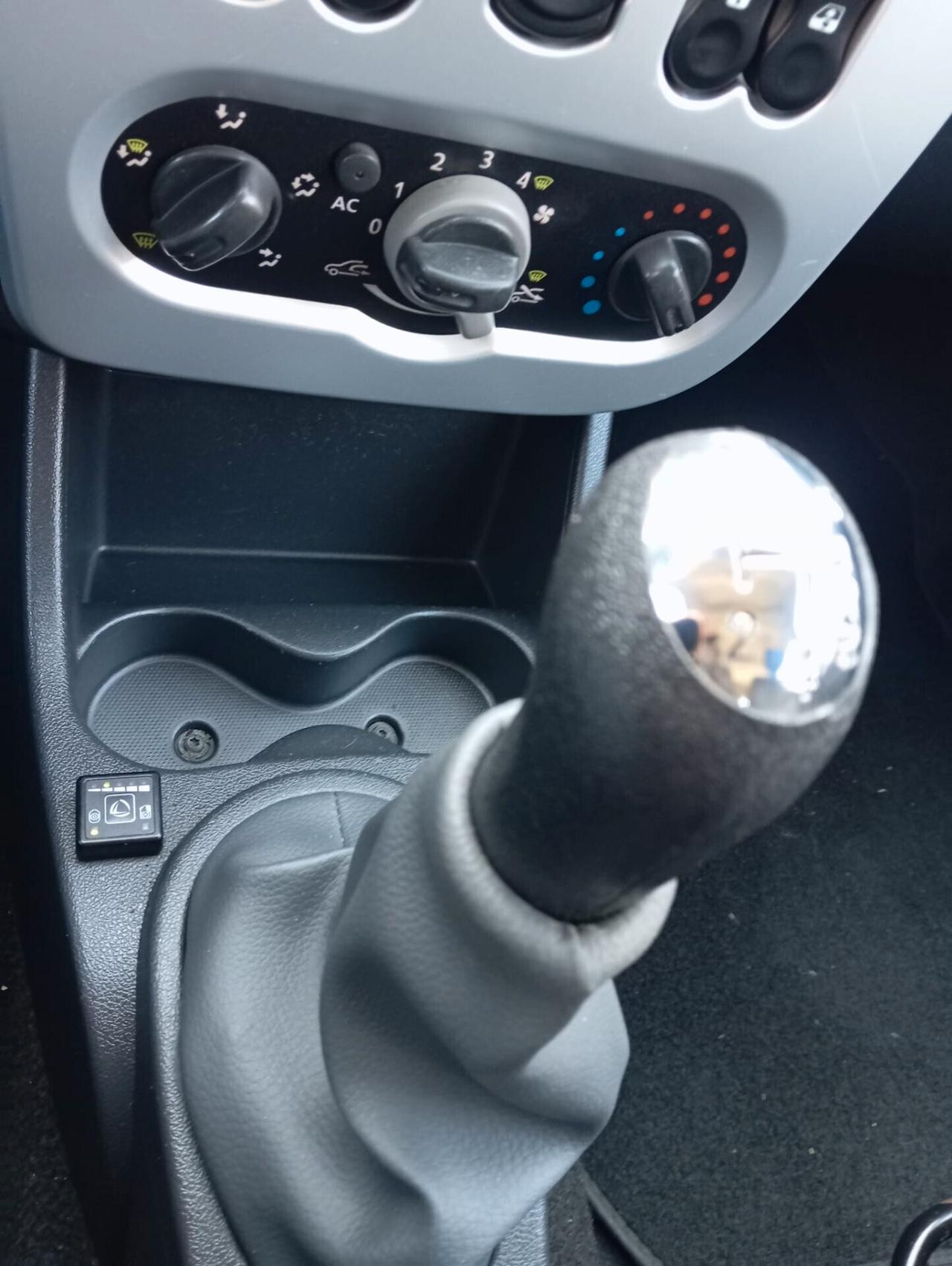 Dacia Logan MCV 1.6 GPL 5 posti Lauréate