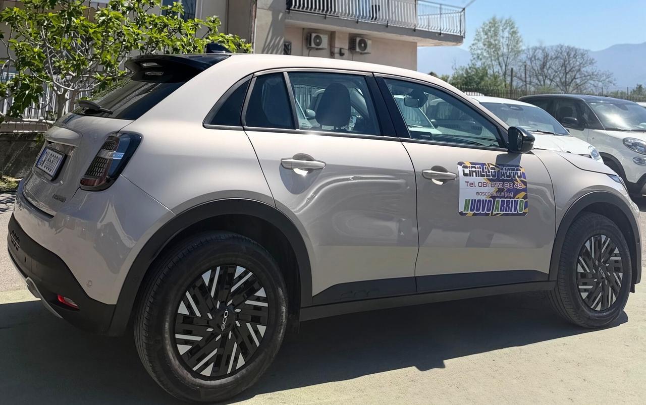 Fiat 600 1.2 Hybrid DCT Mhev La Prima 100 Cv