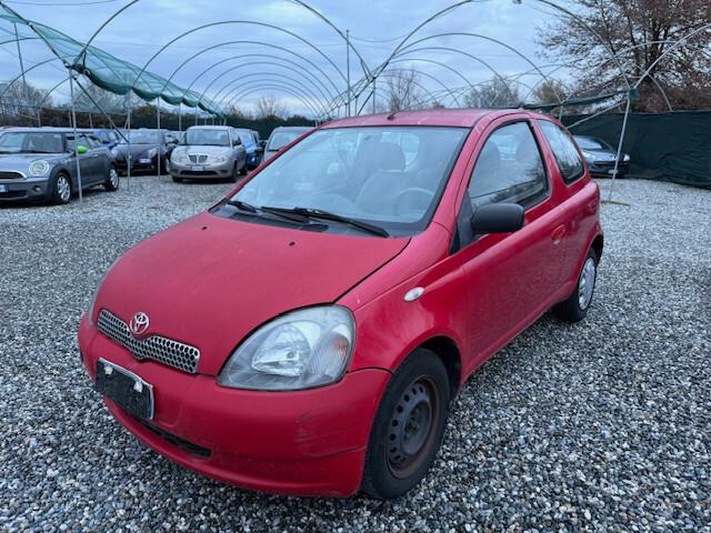 Toyota Yaris 1.0i 16V cat 3 porte Sol