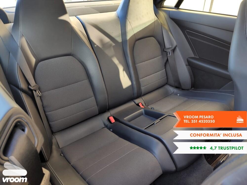 MERCEDES Classe E Cpé (C207) E 220 Coupé Blue...