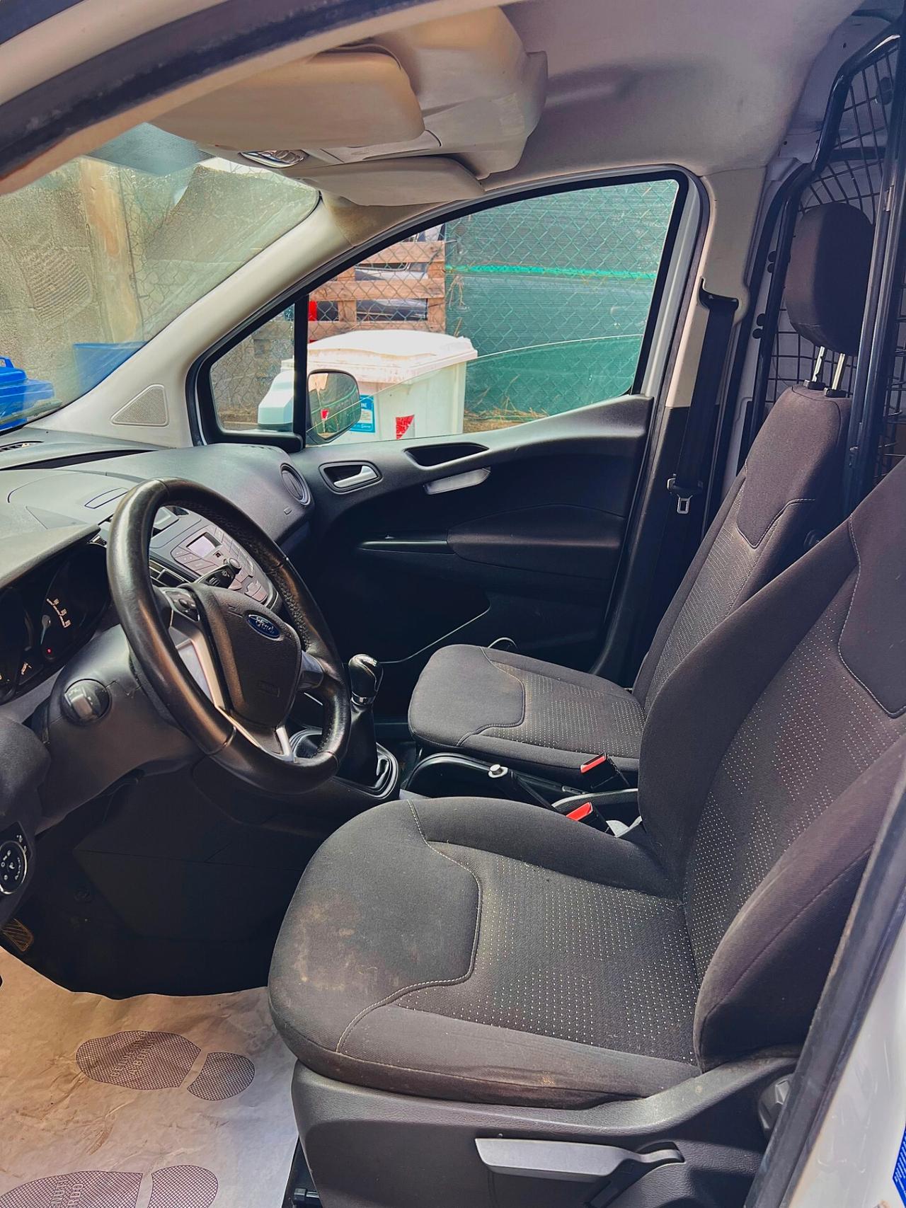Ford Transit Courier 1.5 TDCi 75CV Van Trend