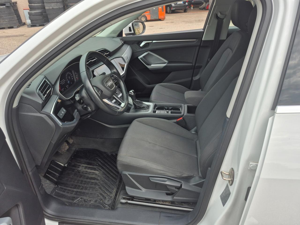 Audi Q3 SPB 35 TDI quattro S tronic Business Plus