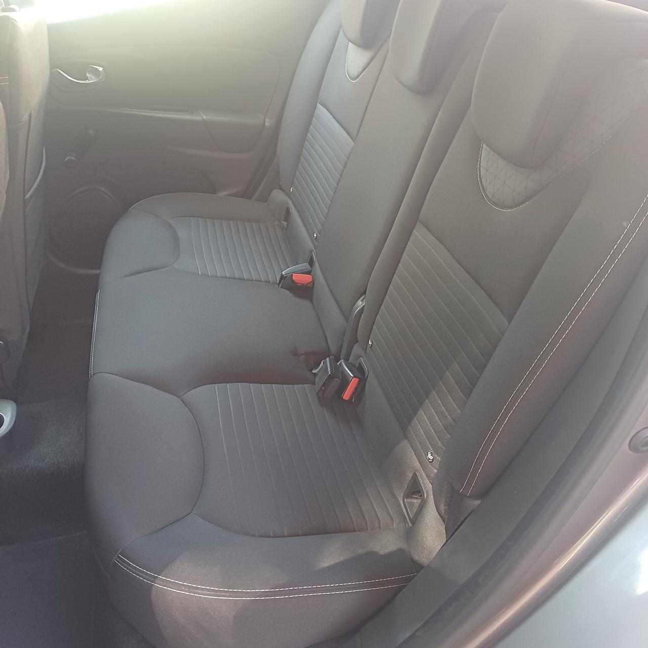 Renault Clio 1.5 dCi 8V 90CV Start&Stop 83gr 5 porte EcoBusiness