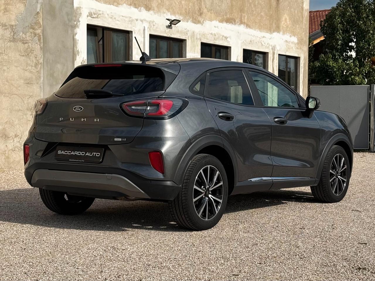 Ford Puma 1.0 EcoBoost Hybrid 125 CV Titanium