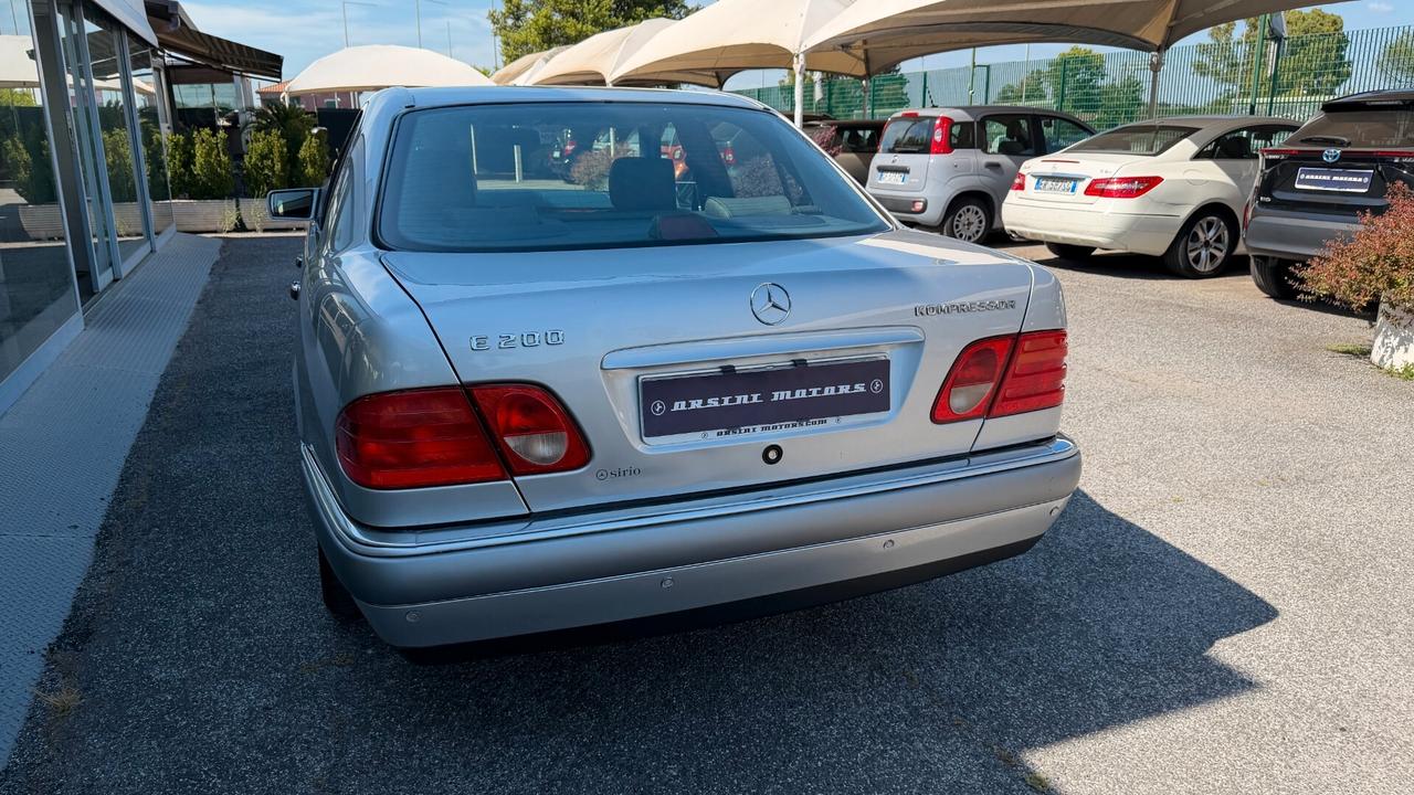 Mercedes-benz E 200 cat Elegance